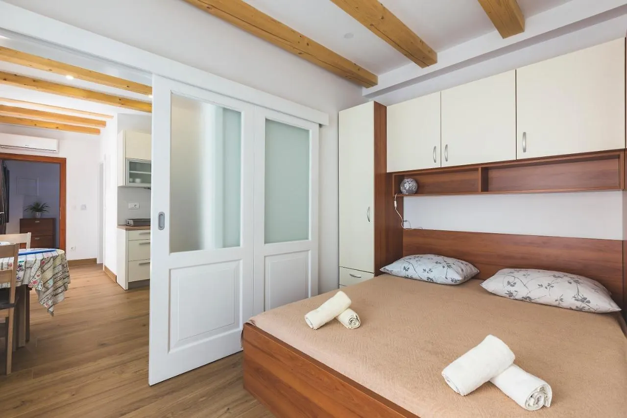 Vinea App Umag -Withe Br. 2 Apartment